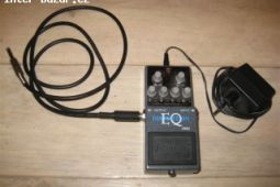 Kytarový efekt JOHNSON DEQ2 Distortion EQ