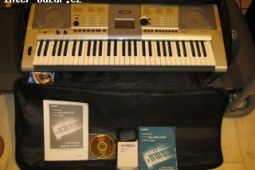 Varhany - Klávesy YAMAHA PSR-E403 + poudro